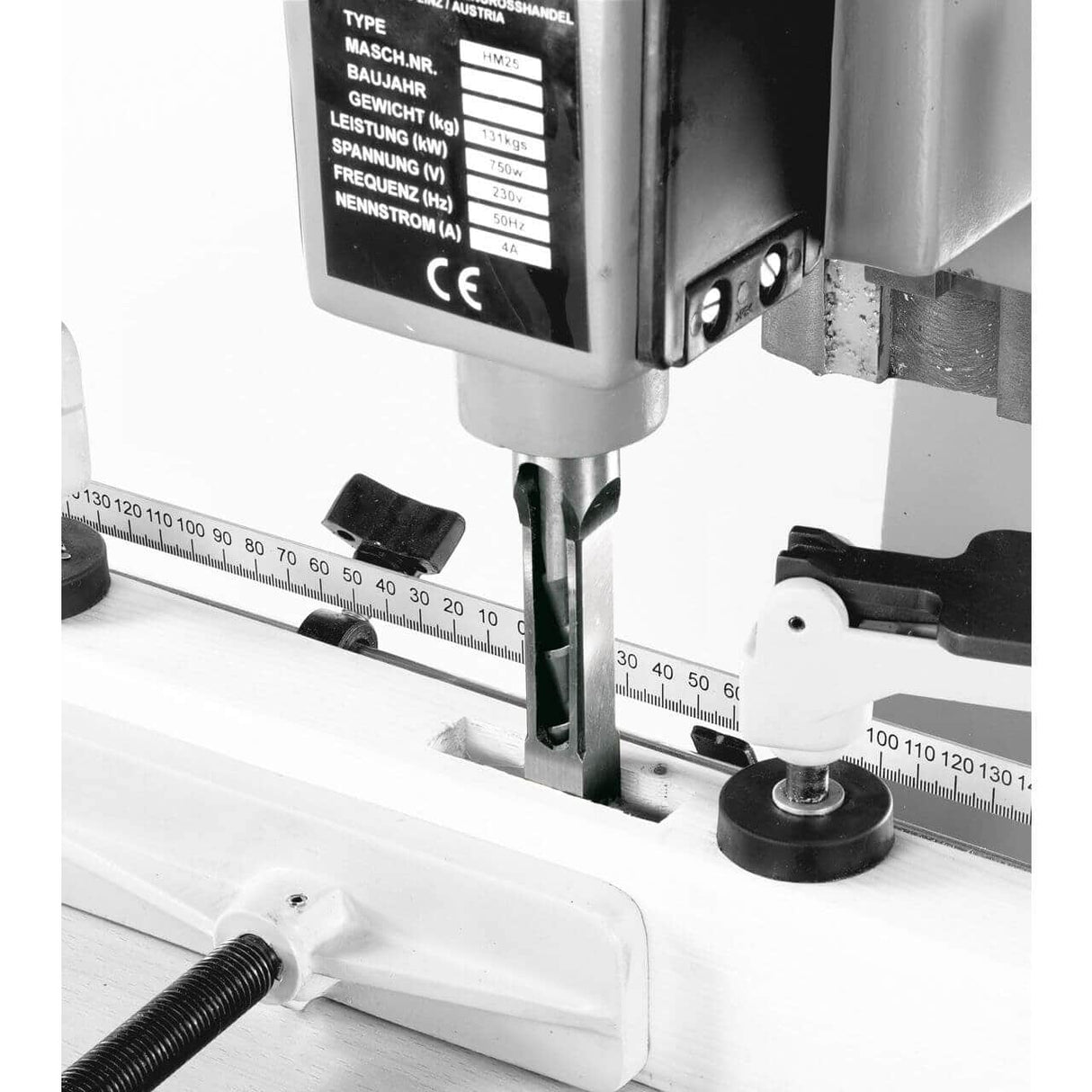 Trapano per la scalpellatura di cavità