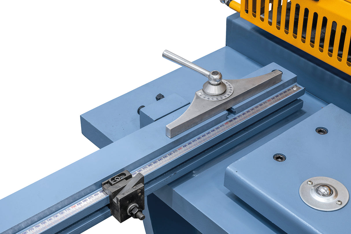 Cisaille-guillotine hydraulique Bernardo HKS 2000 x 10 – tôle 10 mm, coupe 2000 mm