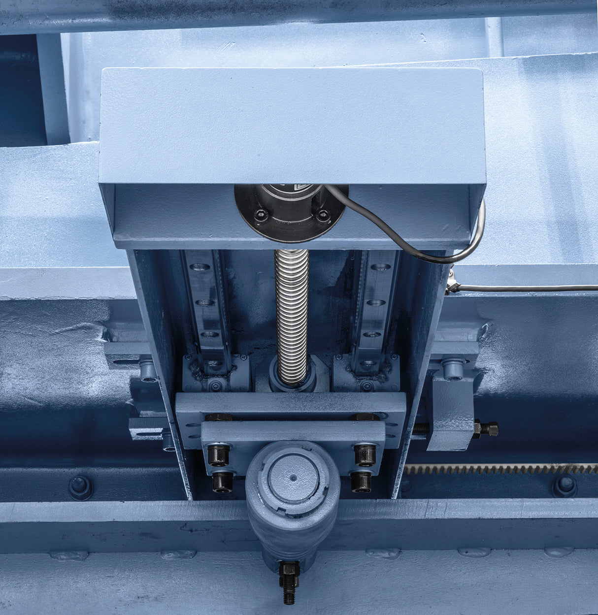 Cisaille-guillotine hydraulique Bernardo HKS 2000 x 10 – tôle 10 mm, coupe 2000 mm