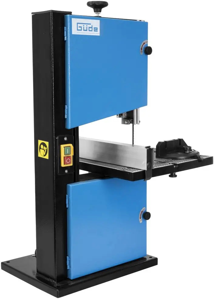 Sega a nastro Güde GBS 200 con piano inclinabile in alluminio, struttura in metallo e lama da 1425 mm per tagli accurati e stabili.