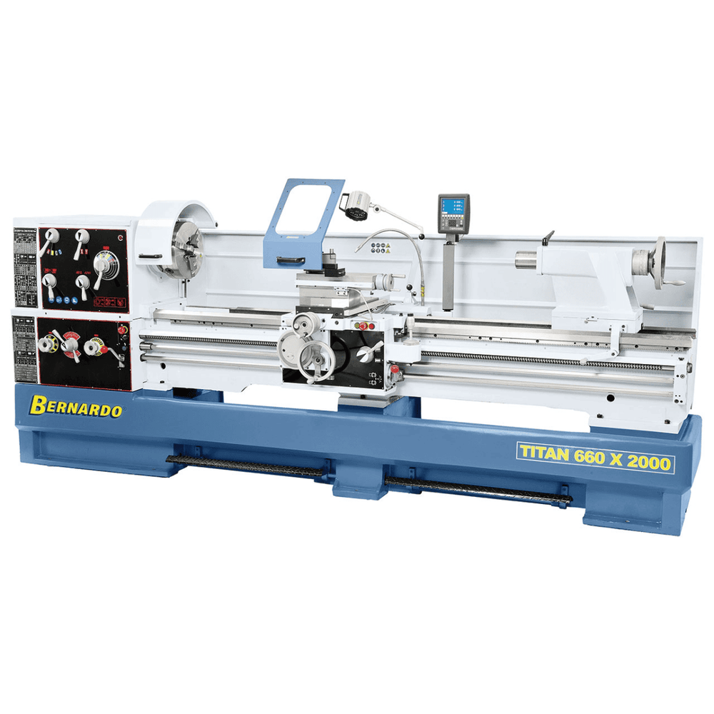 Tornio Bernardo TITAN 660 x 1500, mandrino Ø 315 mm, DRO 3 assi ES-12 V e motore 7,5 kW, ideale per tornitura industriale.