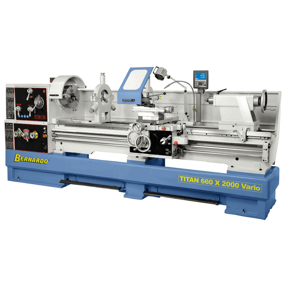 Tornio Bernardo TITAN 660 x 3000 Vario con distanza punte 3000 mm, foro mandrino 105 mm e motore da 7,5 kW, ideale per lavorazioni industriali.