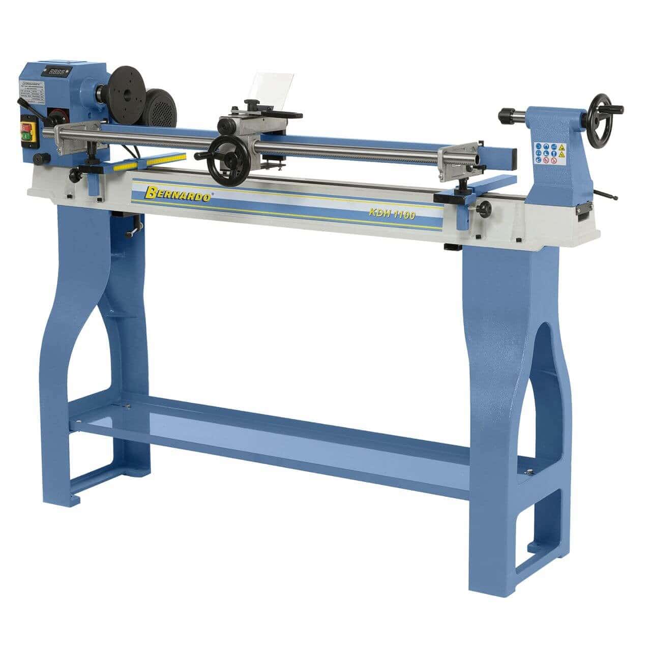 Tornio per legno KDH 1100 con struttura interamente in ghisa, dotato di supporto integrato, visualizzazione digitale, regolazione continua della velocità e dispositivo di copiatura professionale.